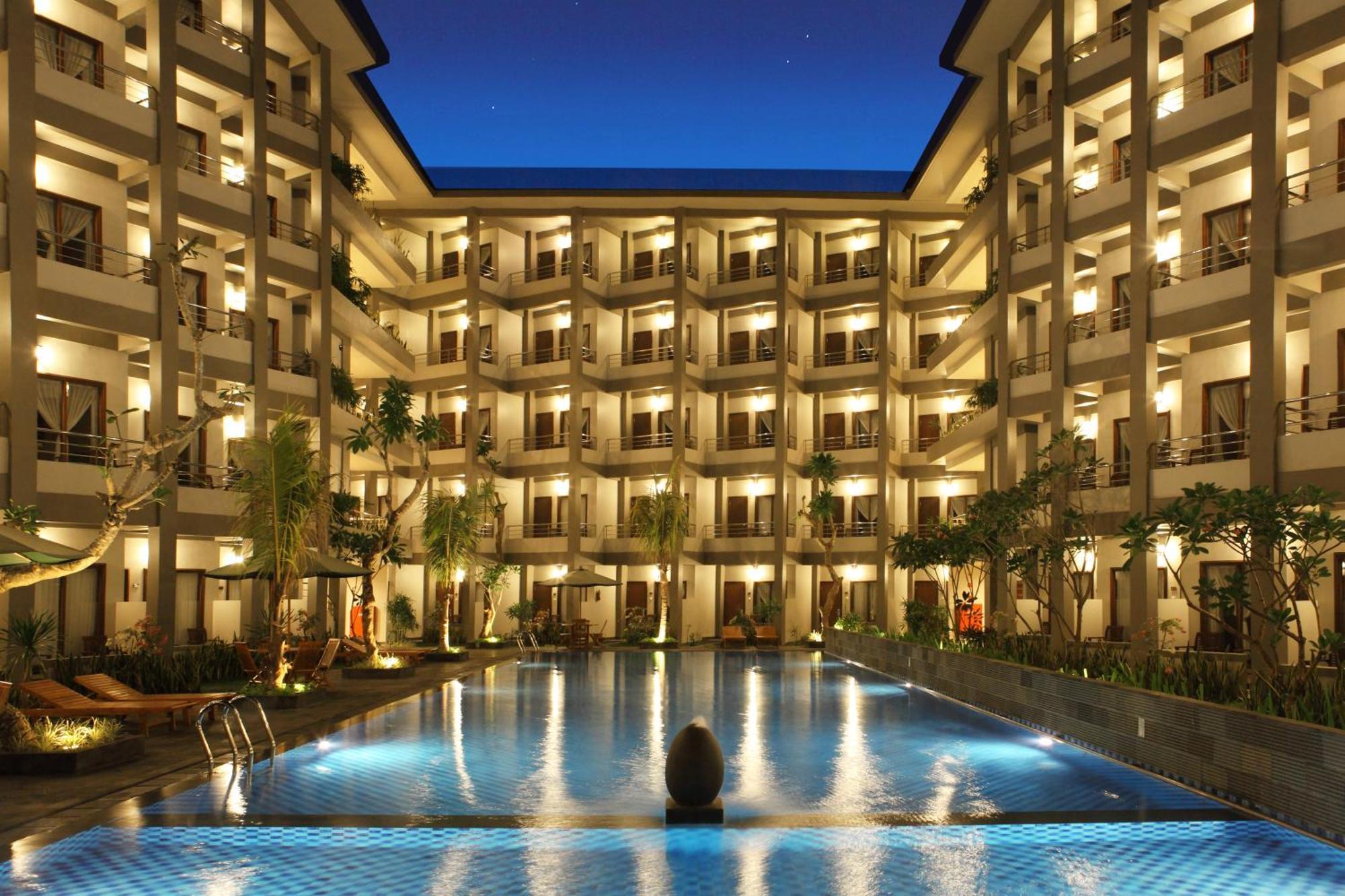 Lombok Garden Hotel Матарам Экстерьер фото