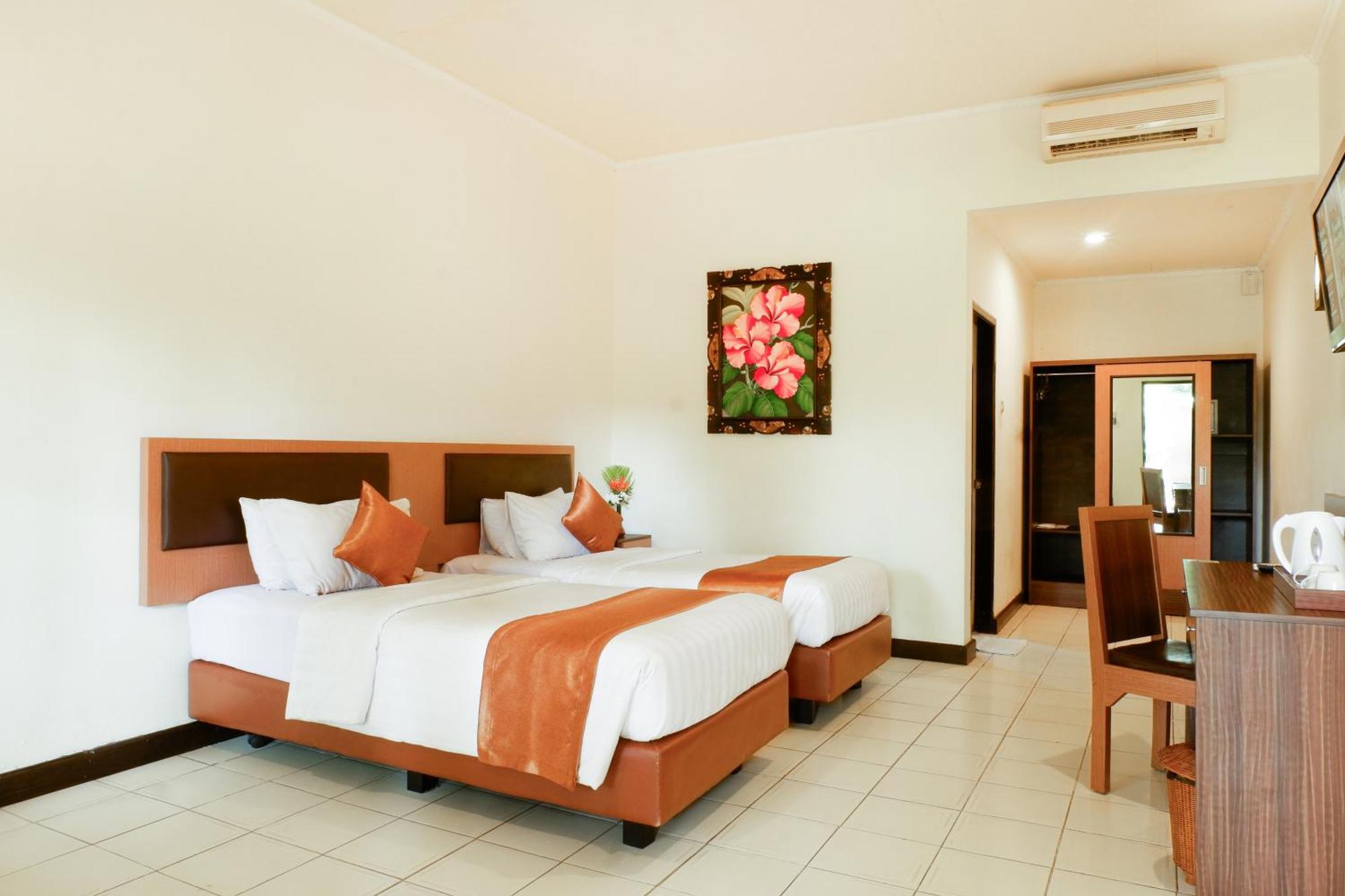 Lombok Garden Hotel Матарам Экстерьер фото