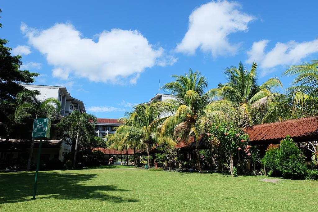 Lombok Garden Hotel Матарам Экстерьер фото
