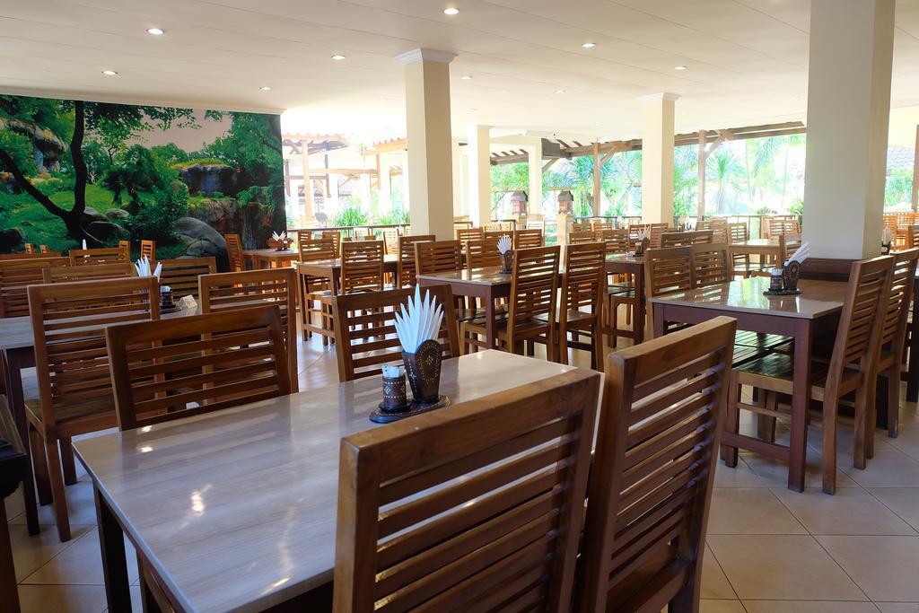 Lombok Garden Hotel Матарам Экстерьер фото